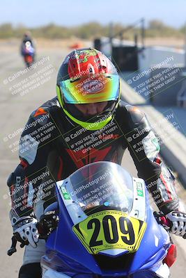 media/May-06-2024-Moto Forza (Mon) [[b33359f27d]]/Around the Pits/